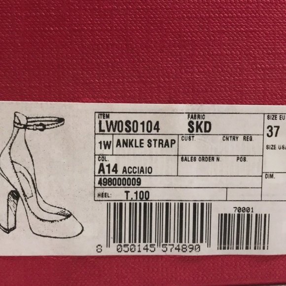 SOLD NWT VALENTINO GARAVANI Tango Leather Pumps - Picture 8 of 9